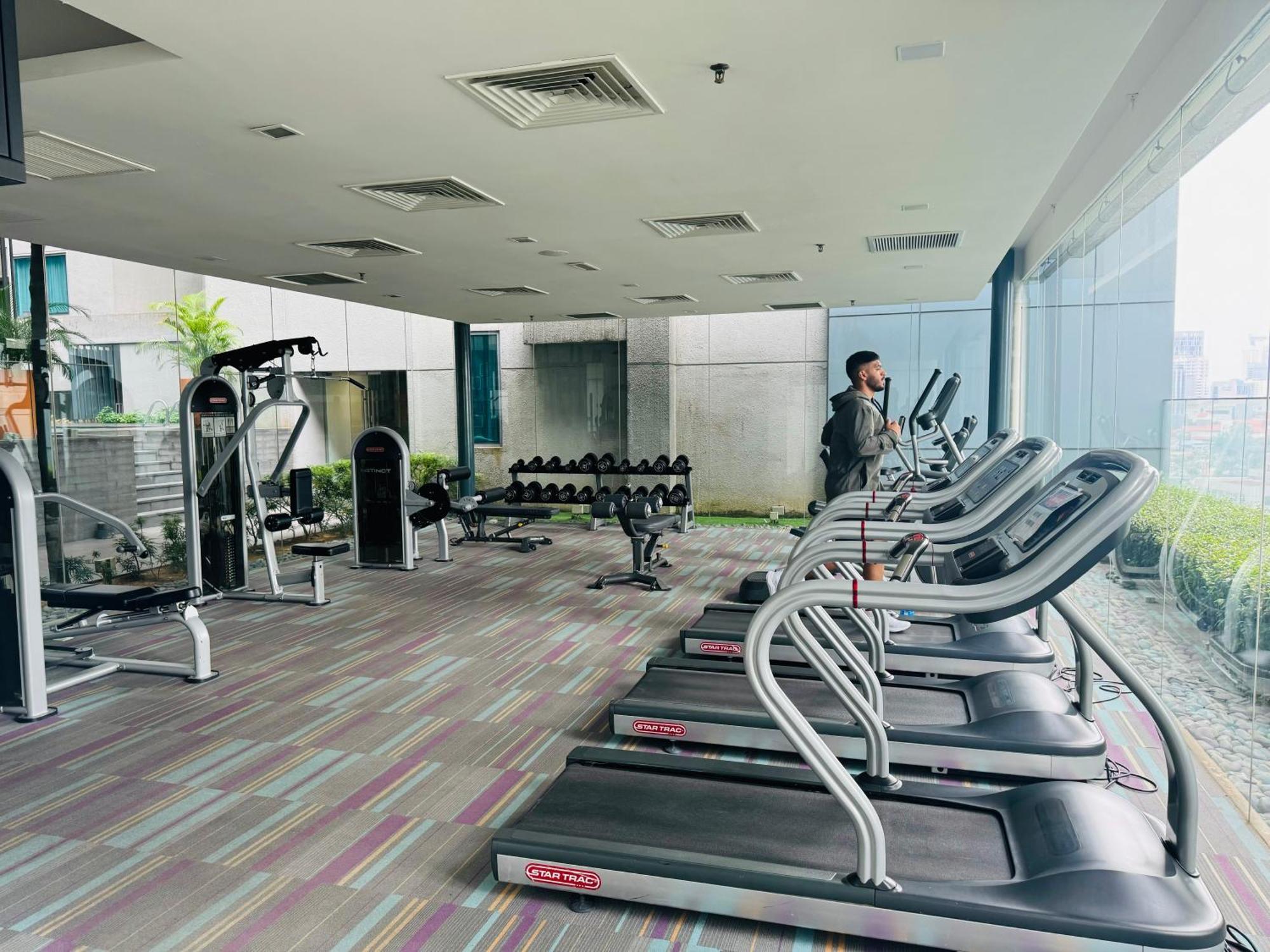 Summer Suites Klcc By Classy クアラルンプール エクステリア 写真