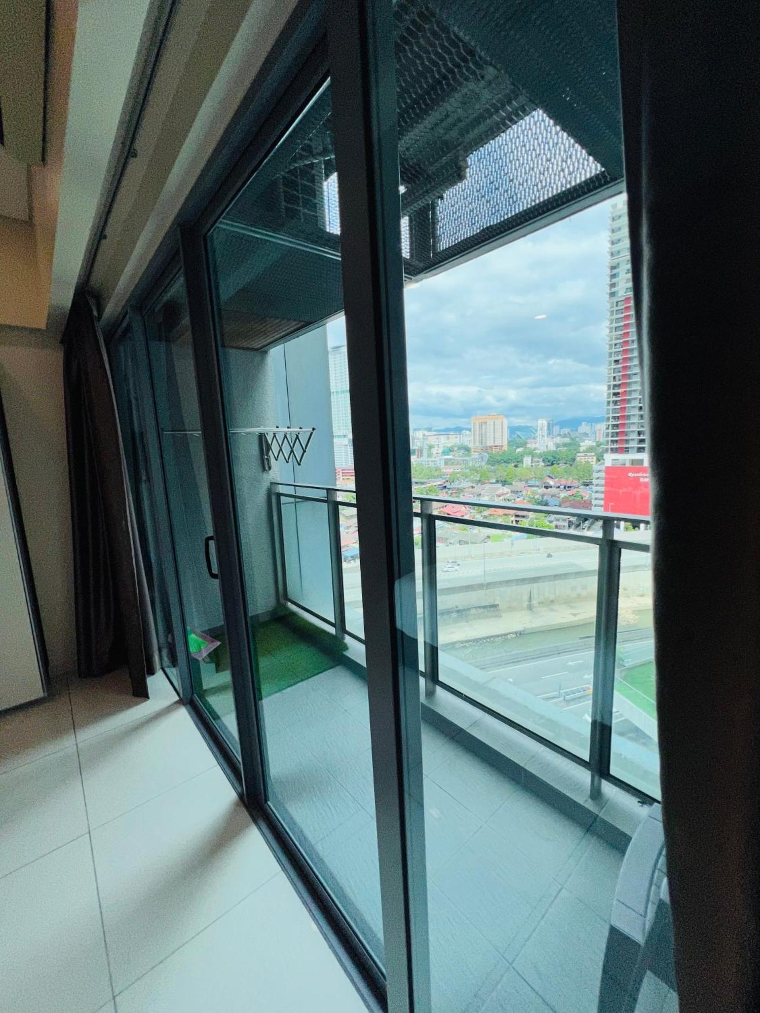 Summer Suites Klcc By Classy クアラルンプール エクステリア 写真